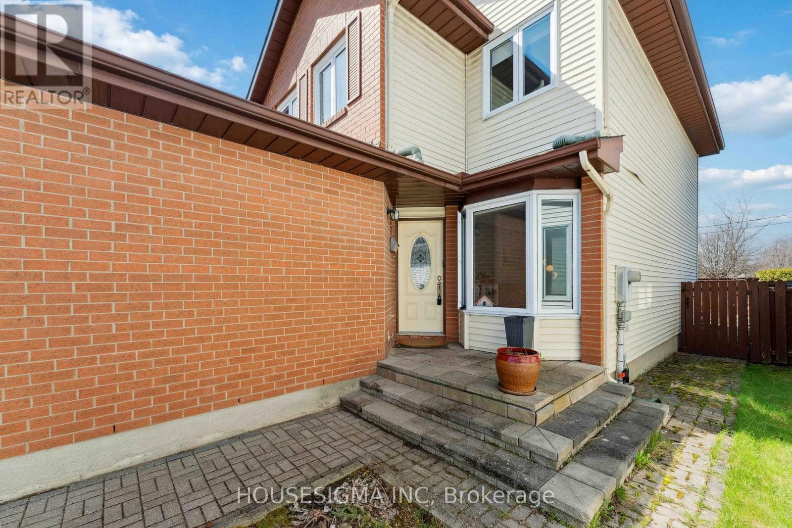 1278 GREGORY COURT, Ottawa — photo 2