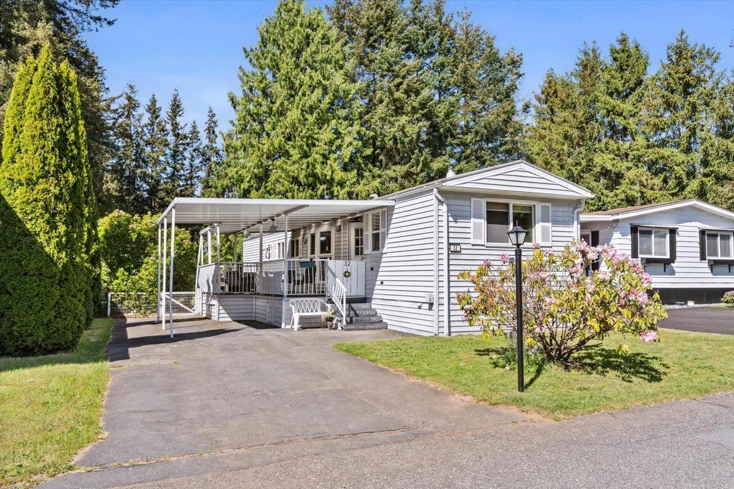 32 2305 200 STREET in Fern Ridge