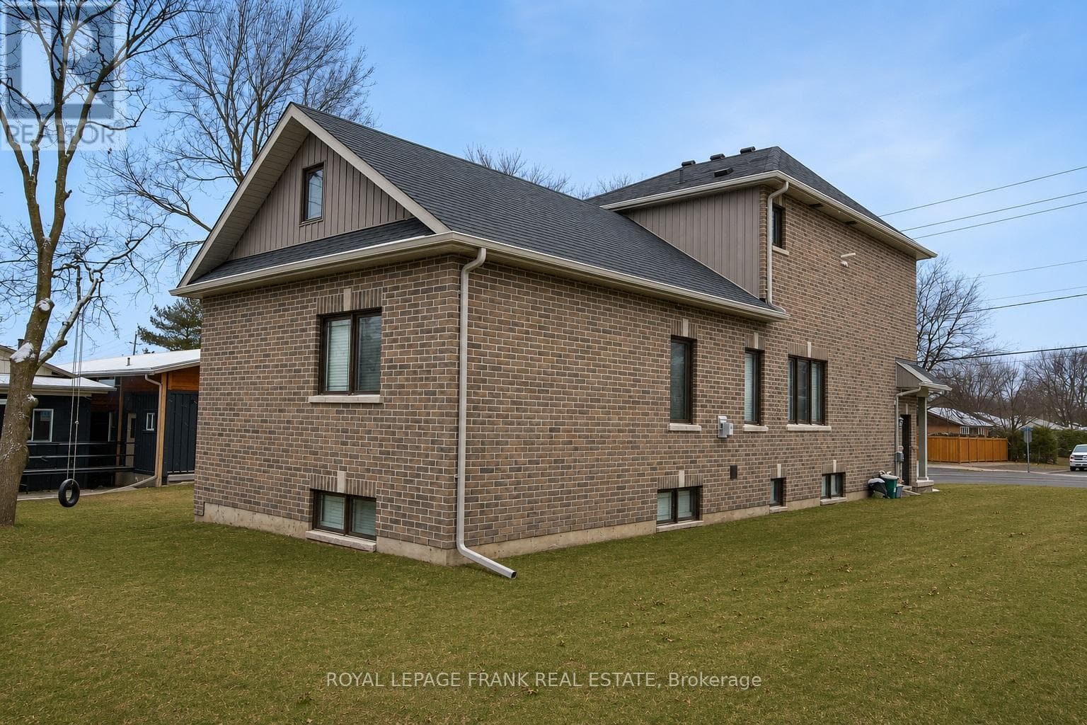 58 VIPOND ROAD, Central Lakes — photo 2