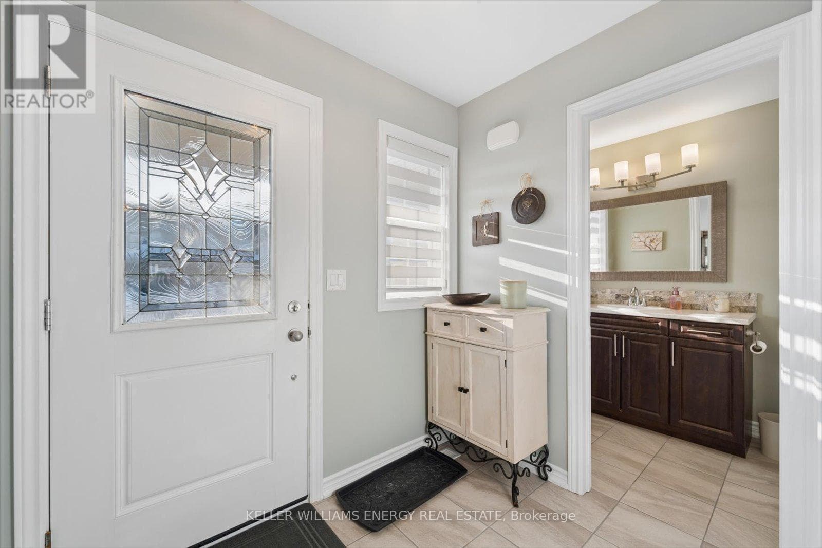 286 MORGAN STREET, Central Lakes — photo 4