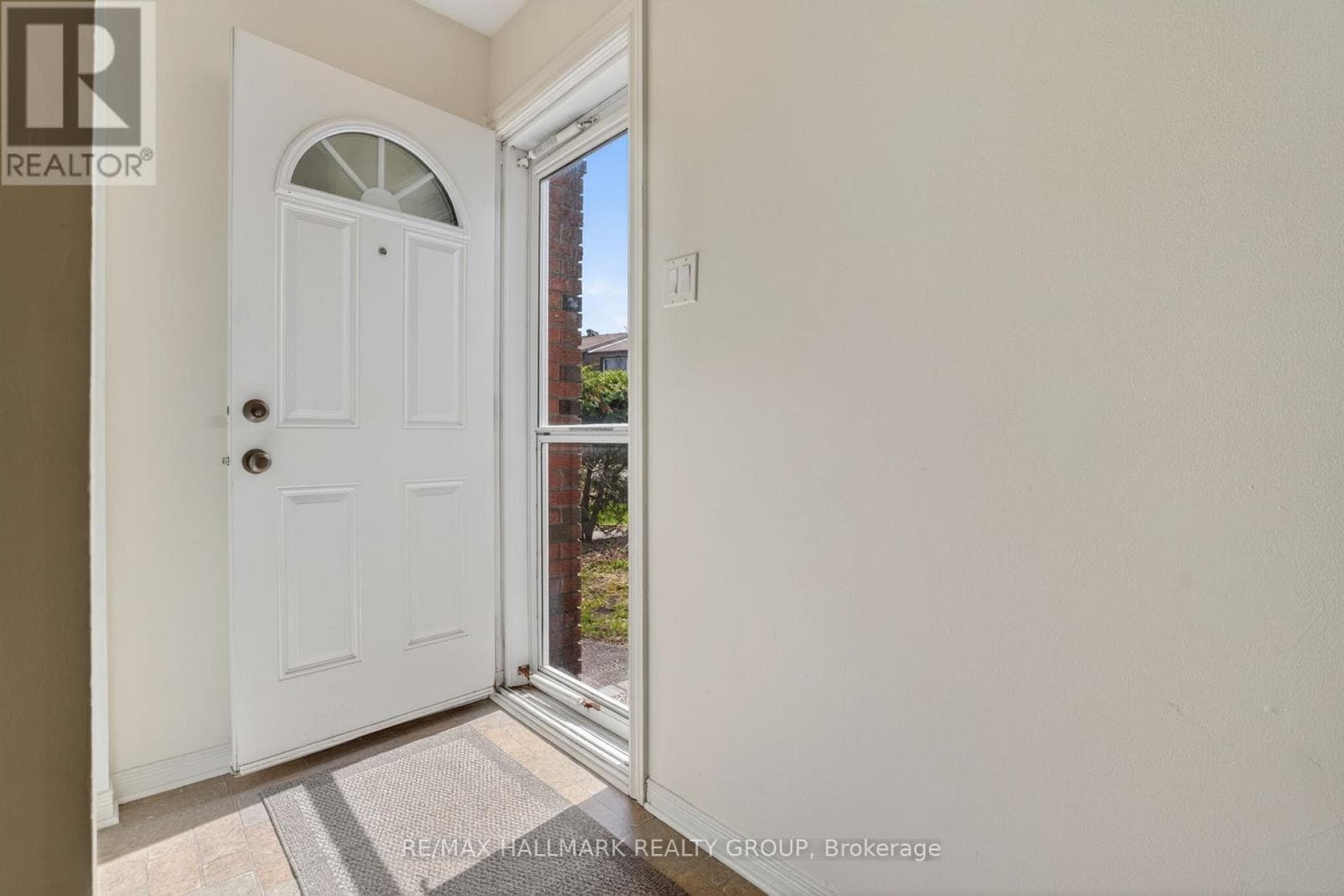 7C BANNER ROAD, Ottawa — photo 4