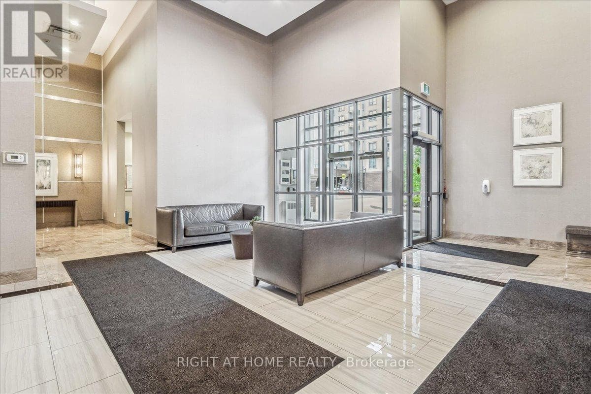 2490 OLD BRONTE ROAD UNIT 301, Toronto — photo 3