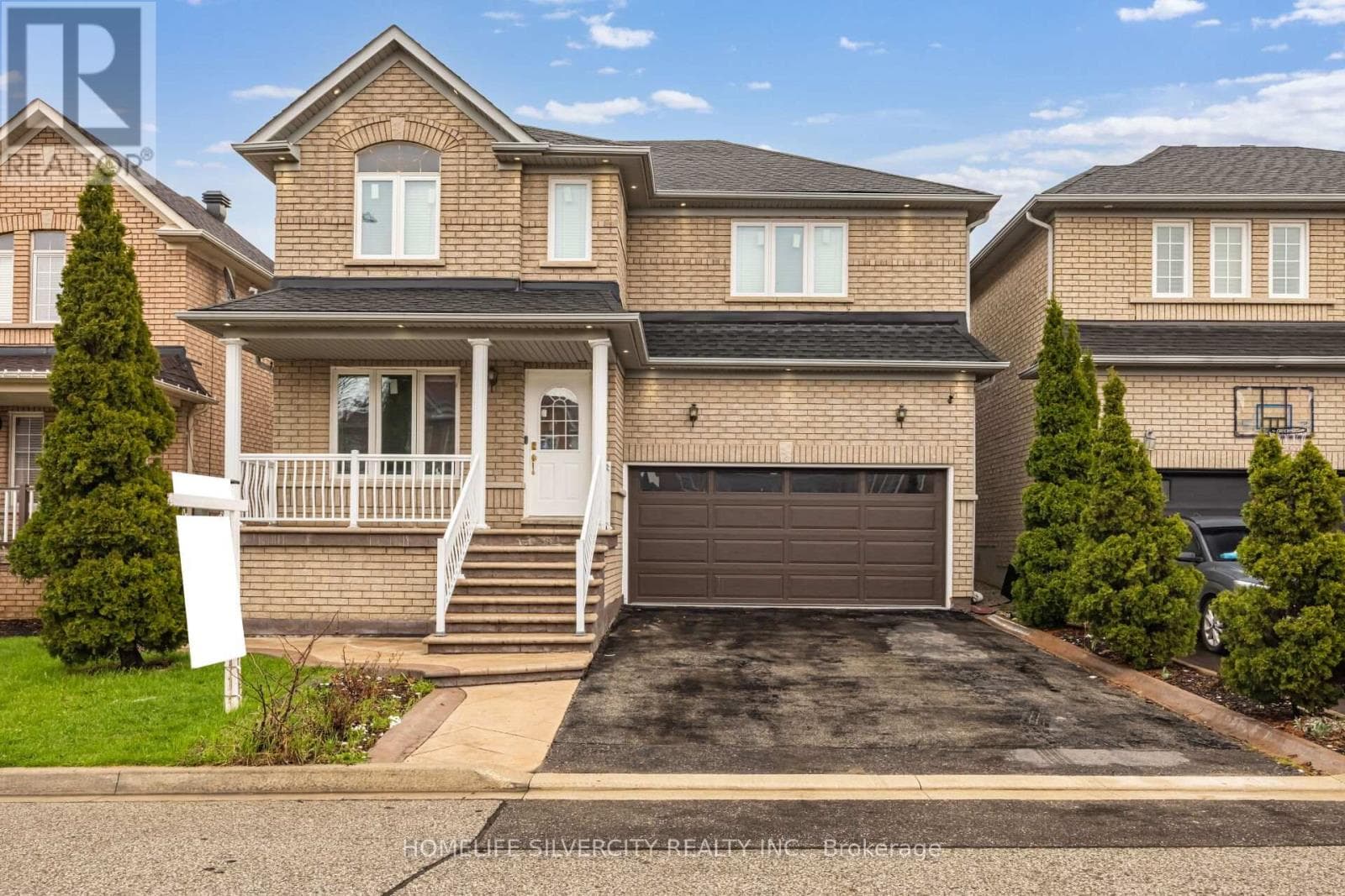 29 BEACHPOINT BOULEVARD, Toronto — photo 2