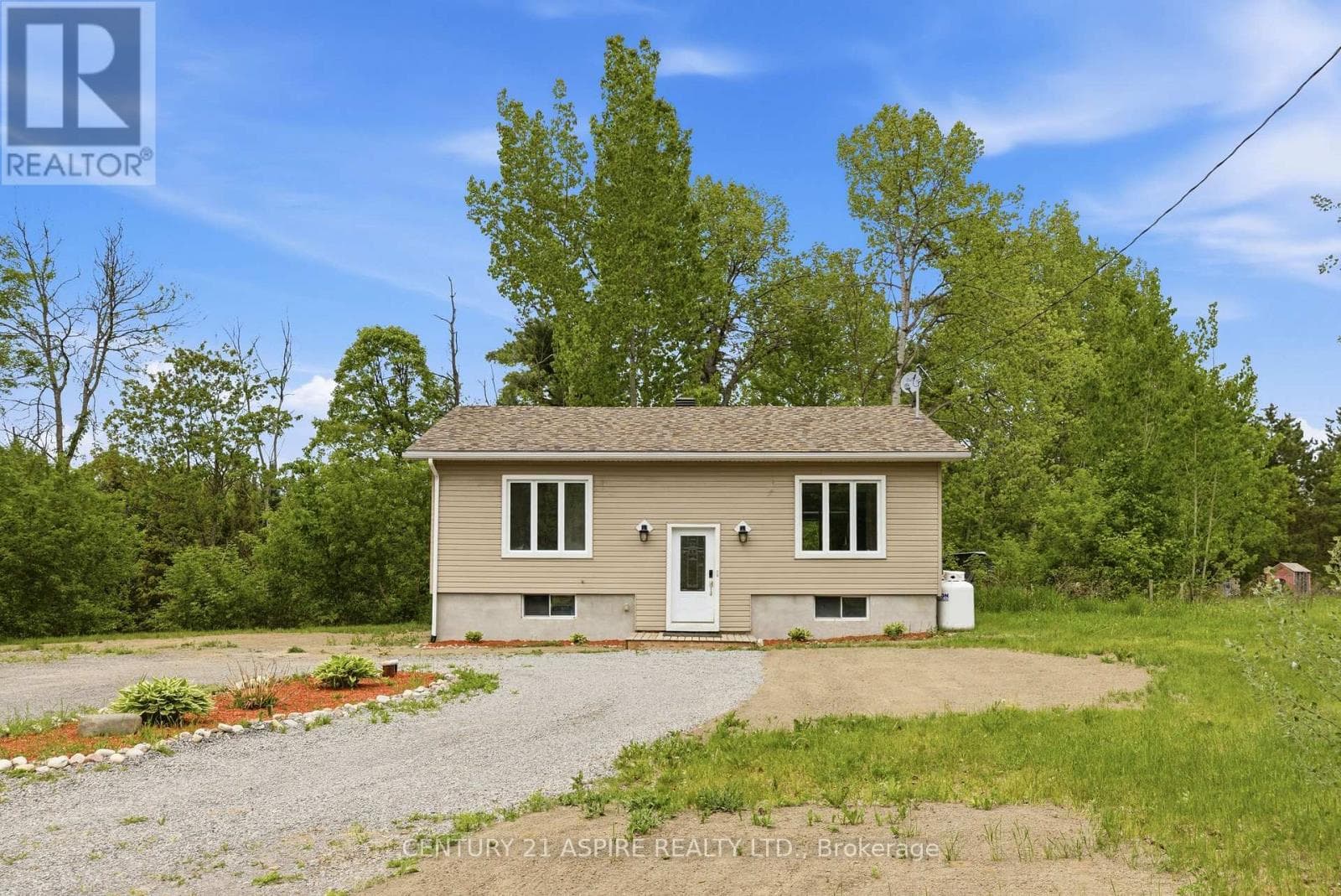 84 SANDY BEACH ROAD in 