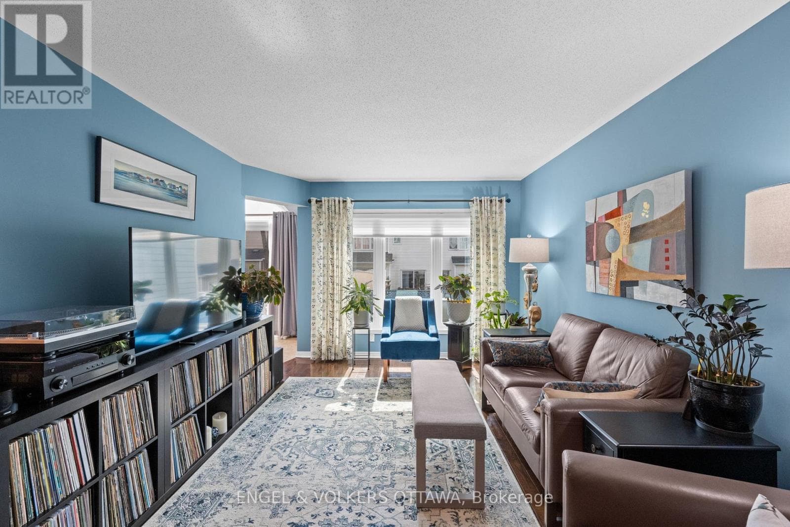 162 SORENTO STREET, Ottawa — photo 4