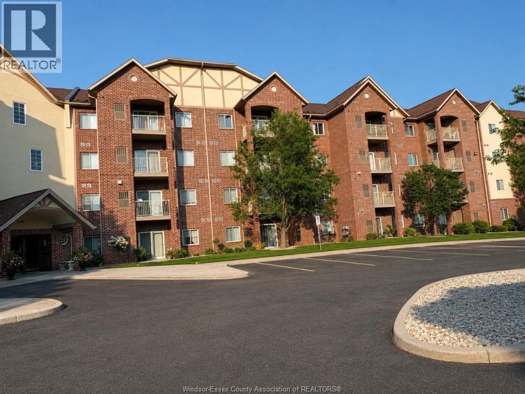 3160 WILDWOOD Unit# 320, Windsor — photo 2