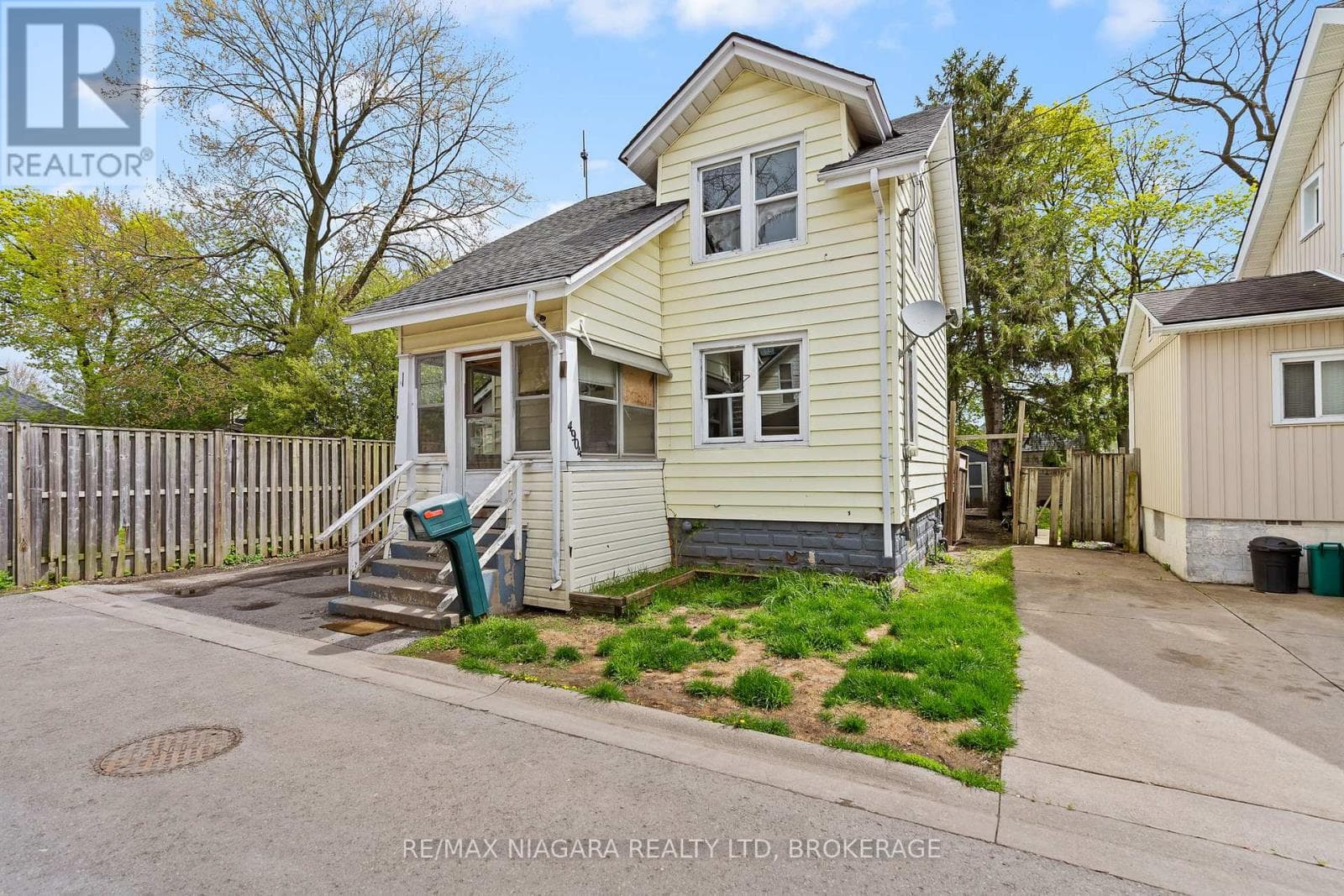 4904 FLYNN COURT in 