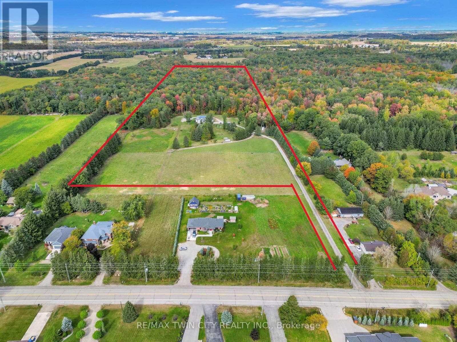 1392 WRIGLEY ROAD in North Dumfries/Beverly
