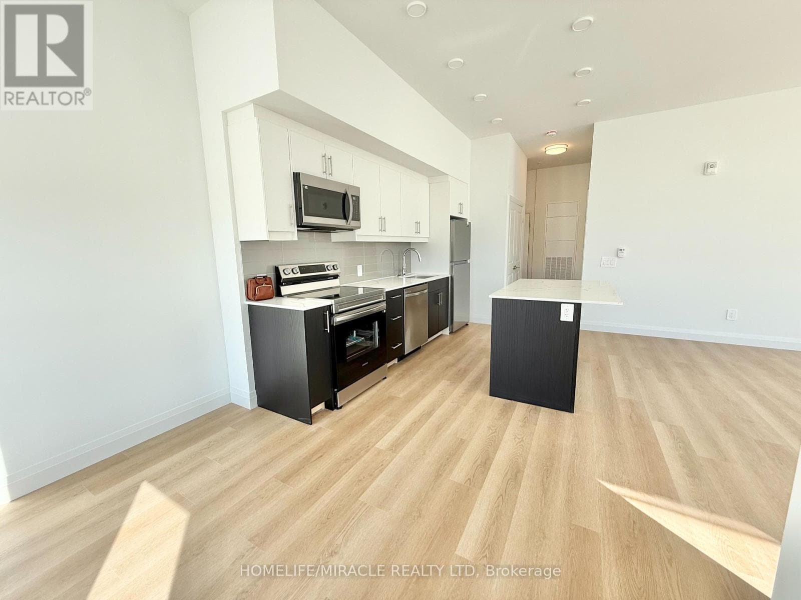 1333 WEBER Street Unit# 104, Toronto — photo 5