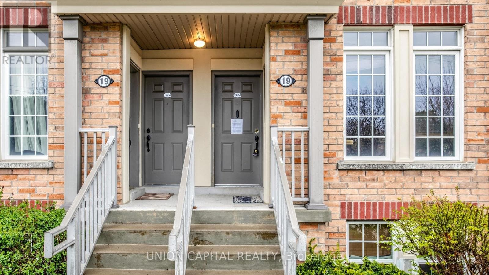 34 - 19 ISLAND ROAD, Toronto — photo 2