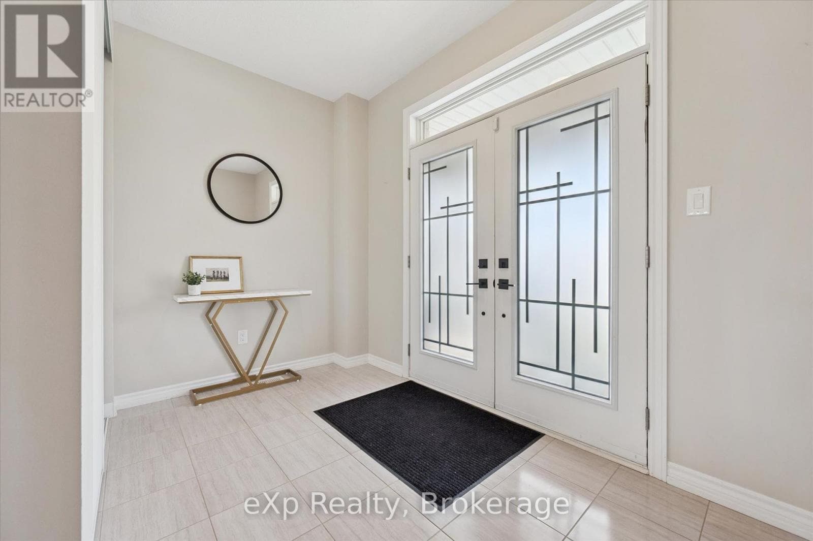 201 MCFARLANE CRESCENT, OnePoint — photo 5