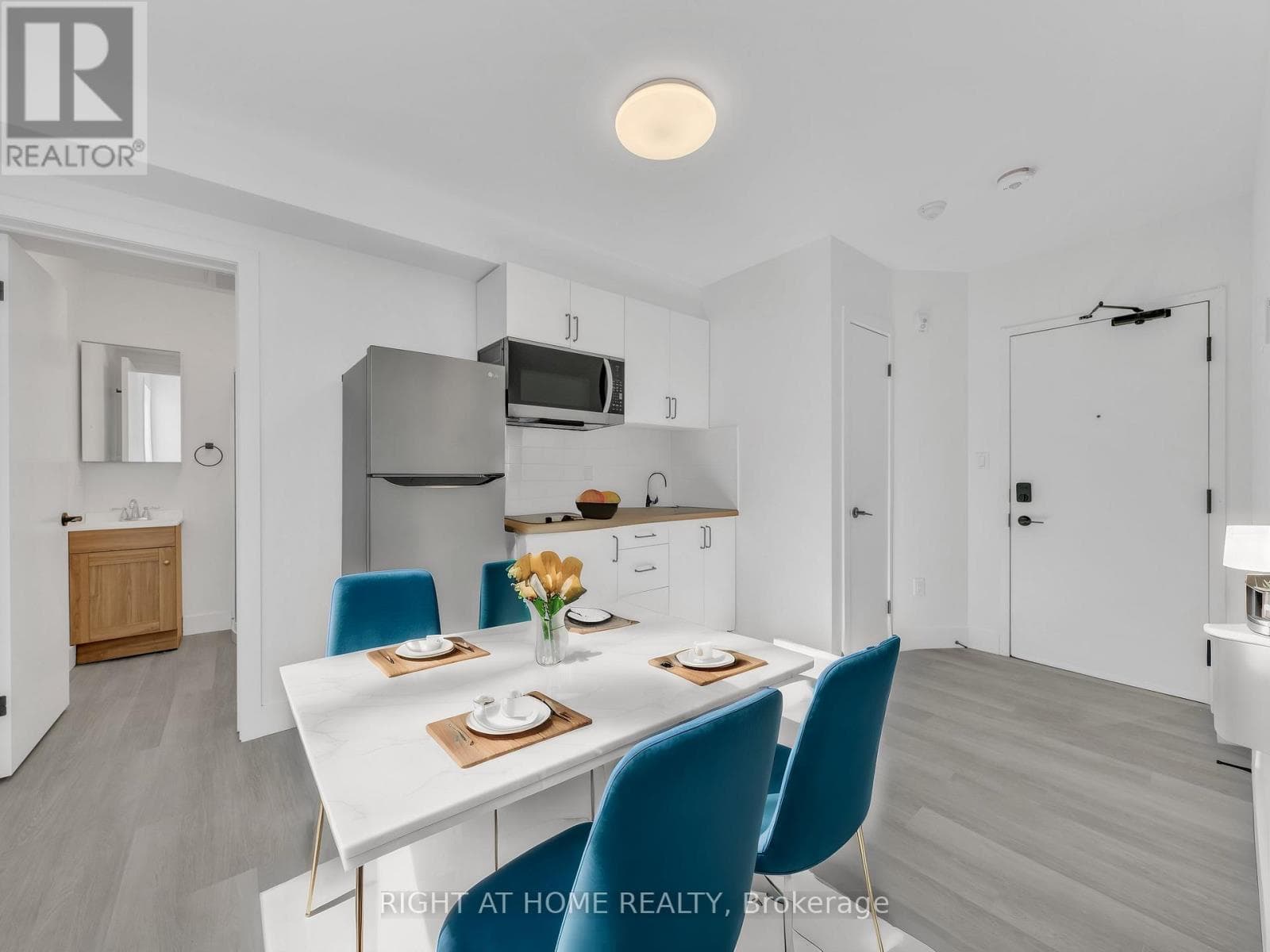 202 - 1804 DROUILLARD ROAD, Toronto — photo 2