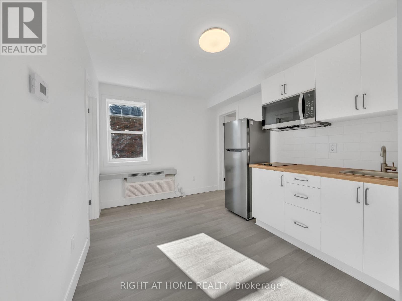 202 - 1804 DROUILLARD ROAD, Toronto — photo 3