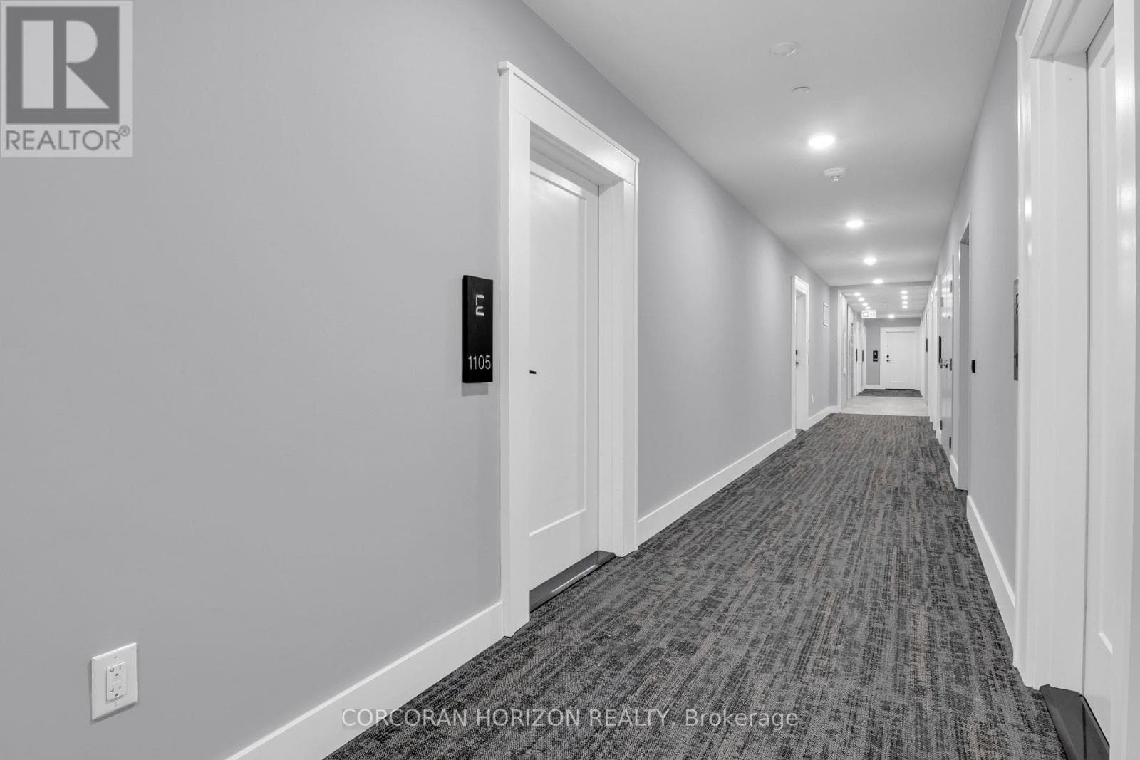 71 WYNDHAM Street S Unit# 1105, Toronto — photo 4