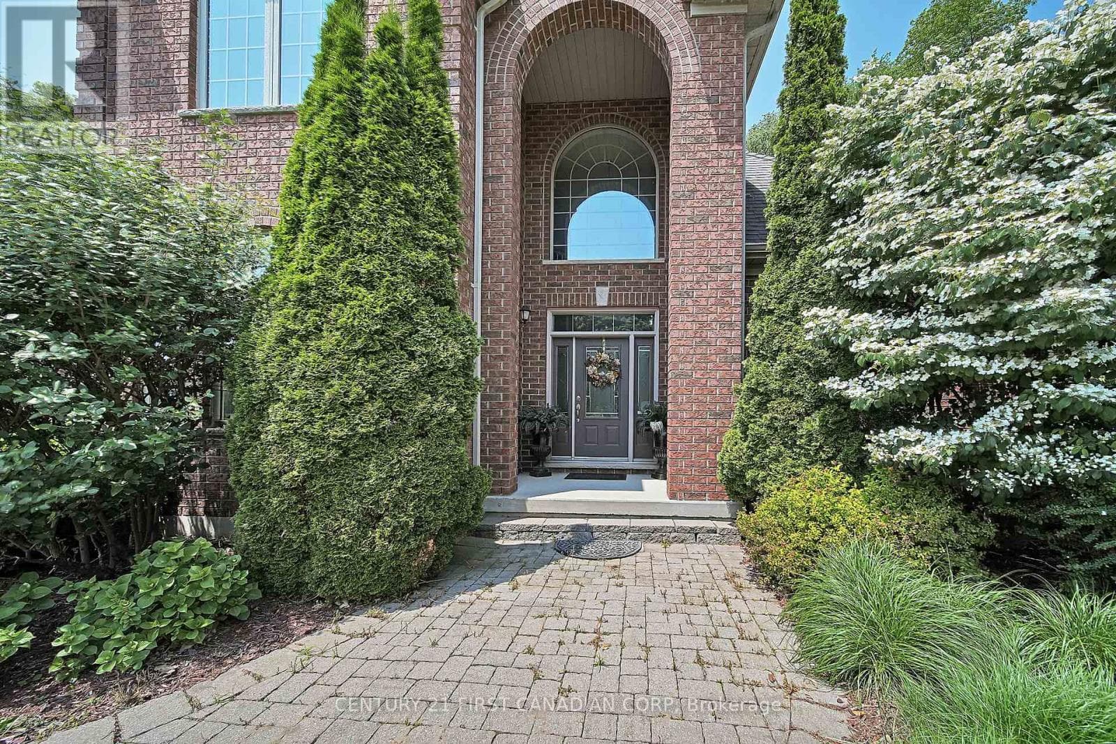 42580 ROBERTS LINE, London and St. Thomas — photo 4