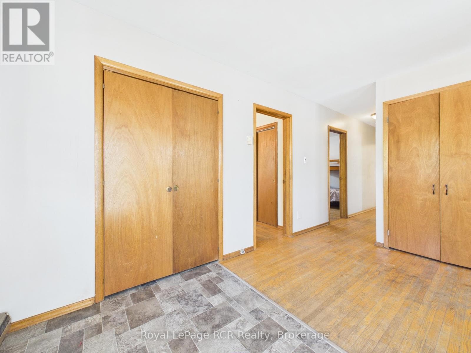 153 CARLING TERRACE, OnePoint — photo 3