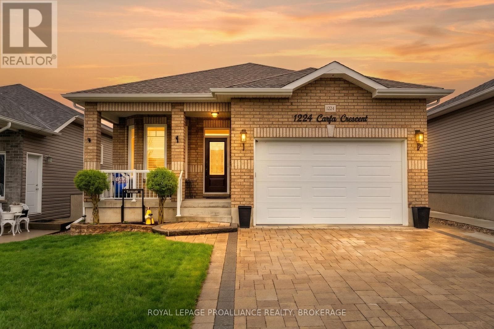 1224 CARFA CRESCENT in Cataraqui Westbrook