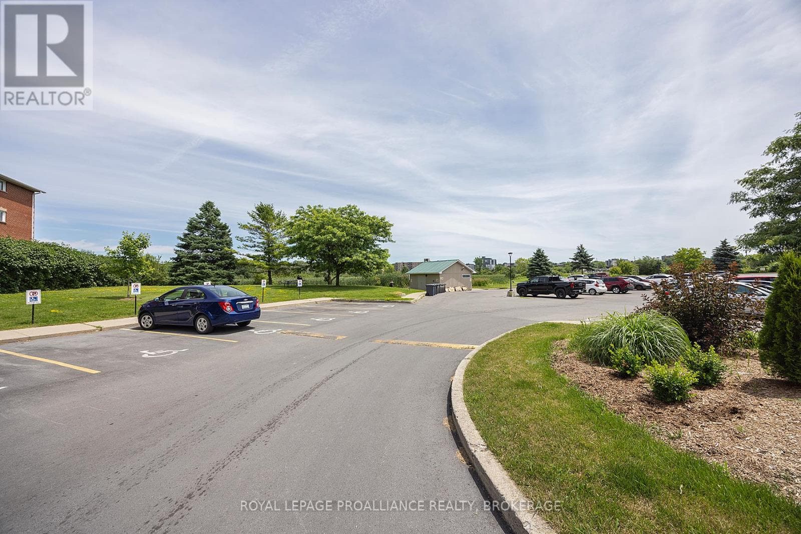201 - 580 ARMSTRONG ROAD, Kingston — photo 4