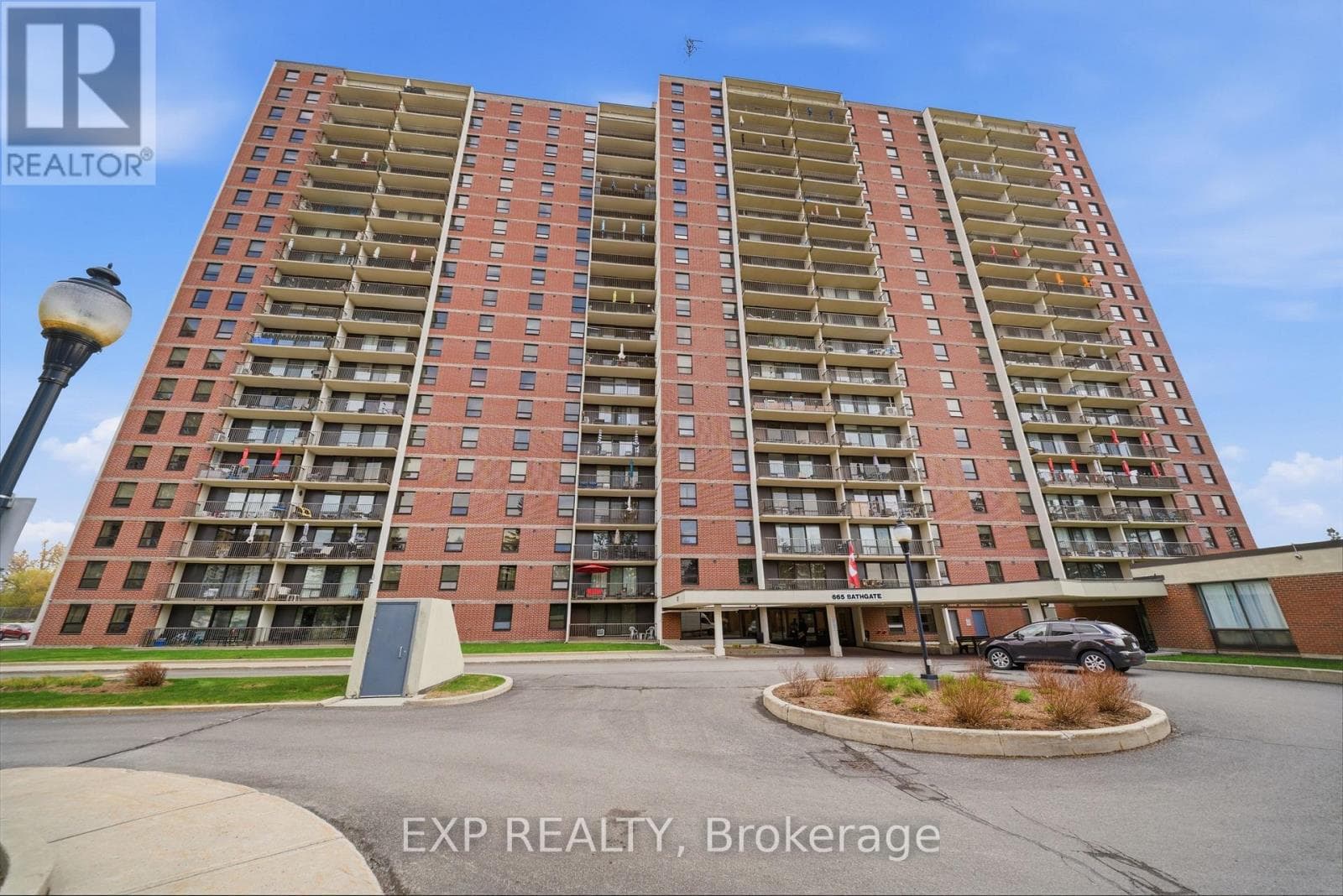 1004 - 665 BATHGATE DRIVE in CARSON GROVE - CARSON MEADOWS