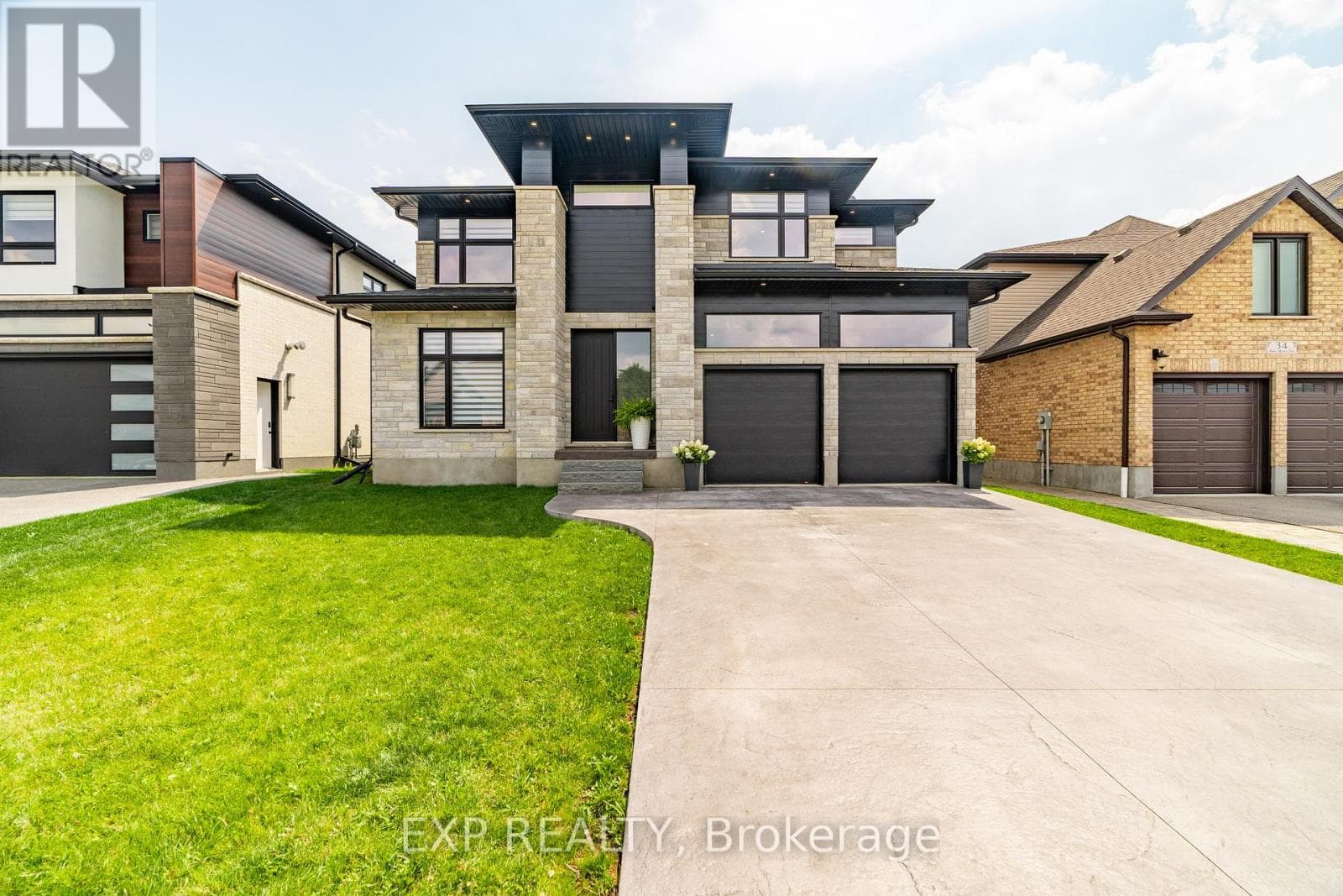 1052 WALTON AVENUE, Toronto — photo 3