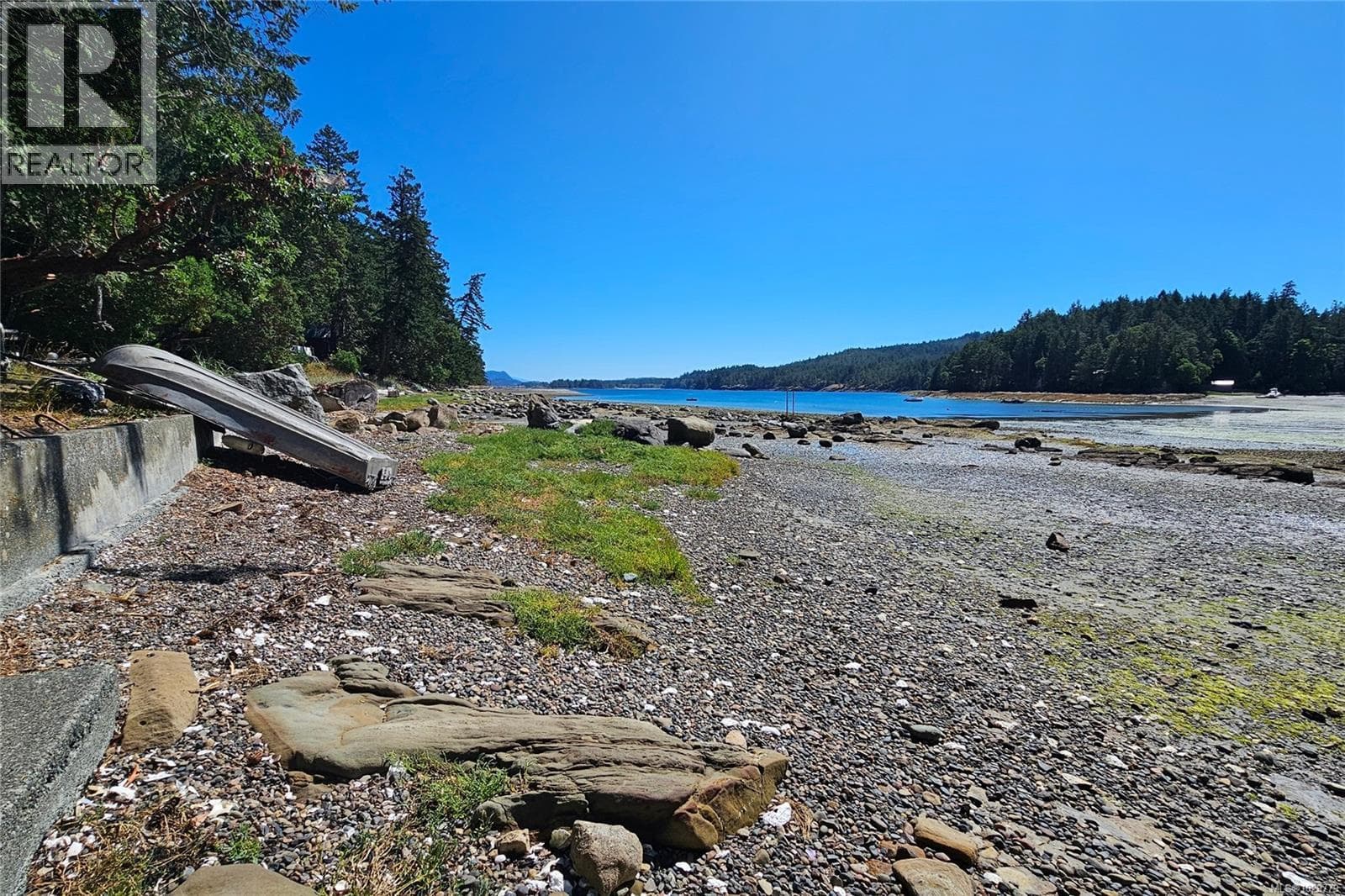 Lot 4 Maple Bay Rd, Vancouver Island — photo 2