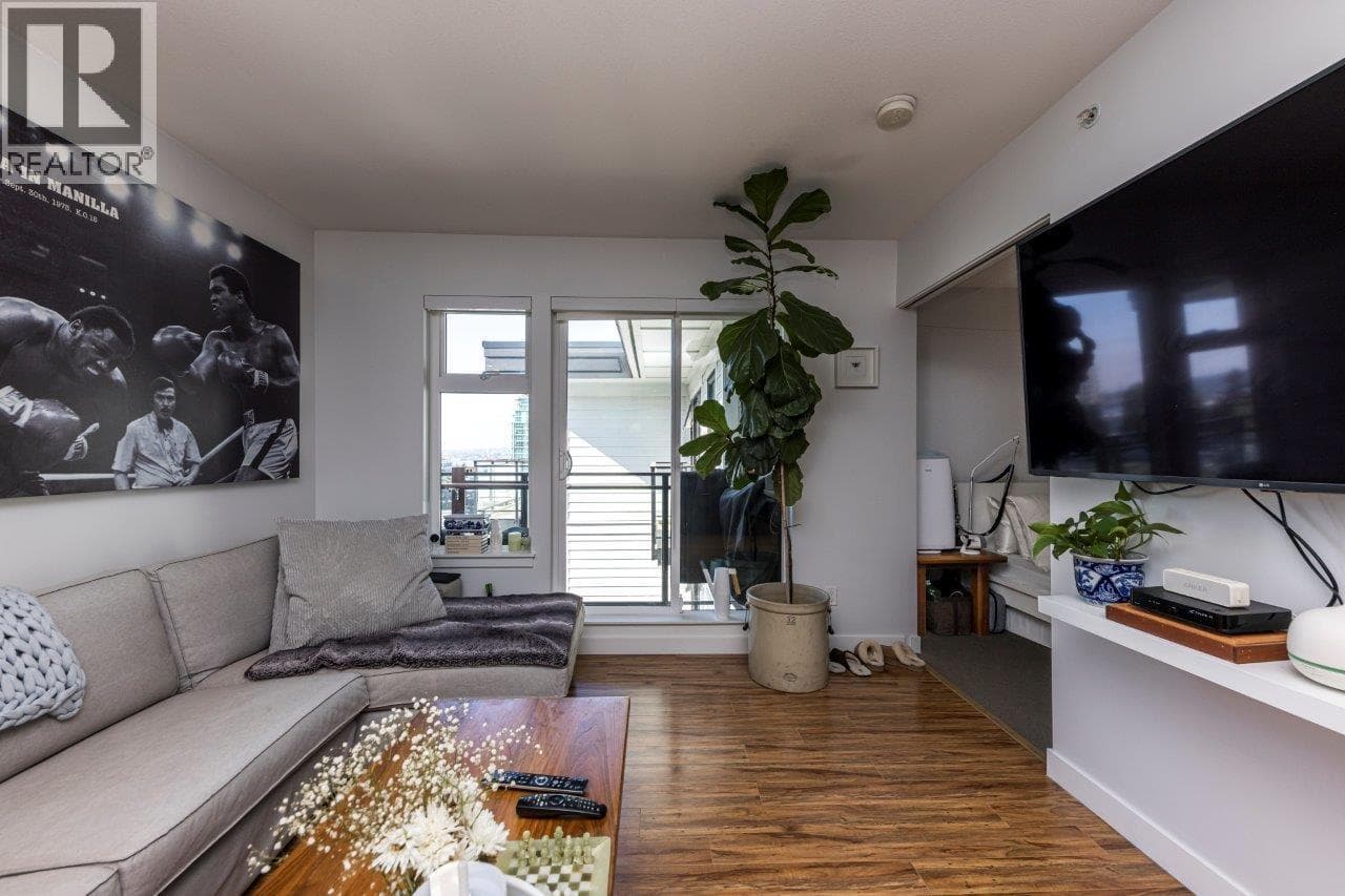 514 111 E 3RD STREET, Greater Vancouver — photo 5