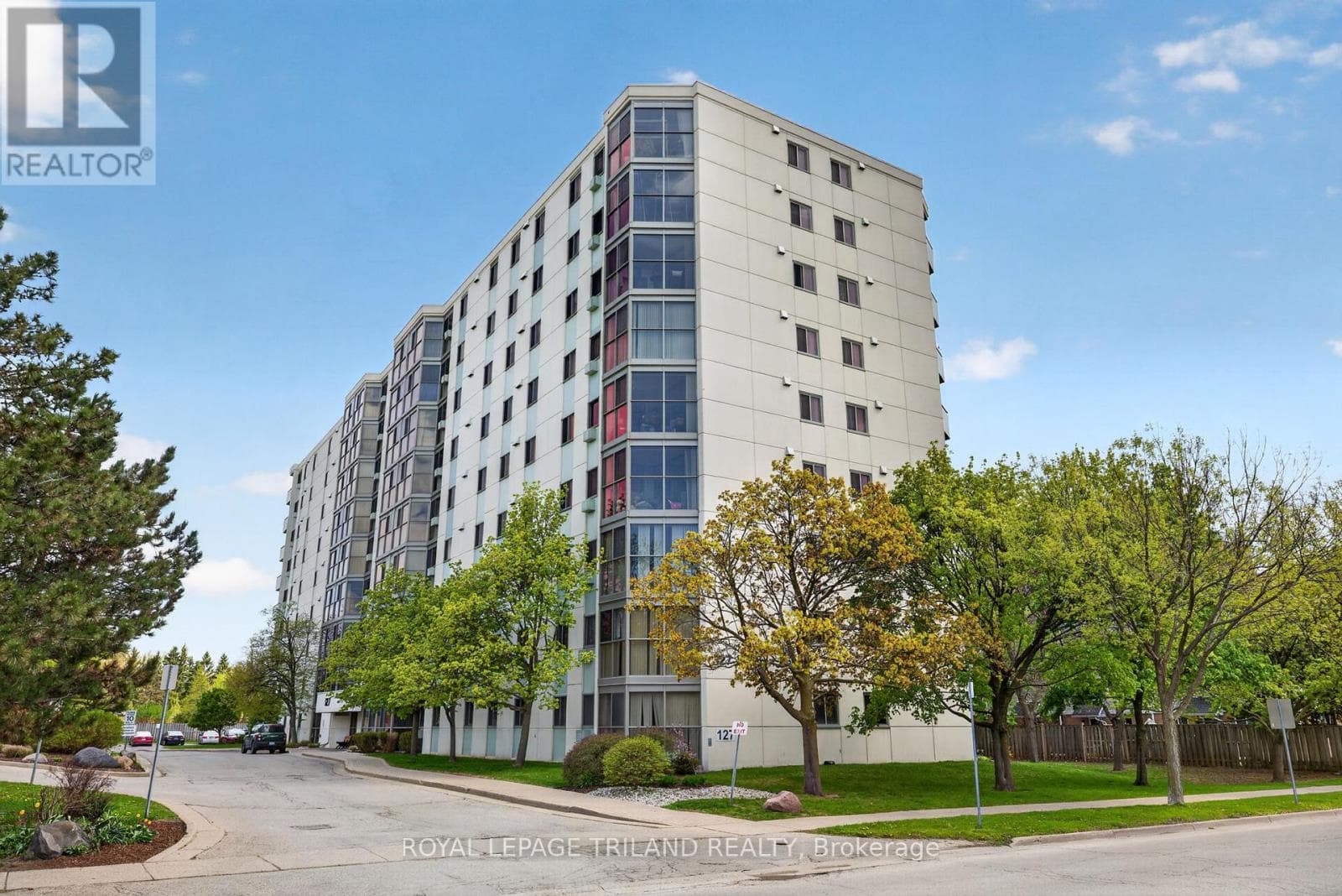 810 - 127 BELMONT DRIVE, London and St. Thomas — photo 2