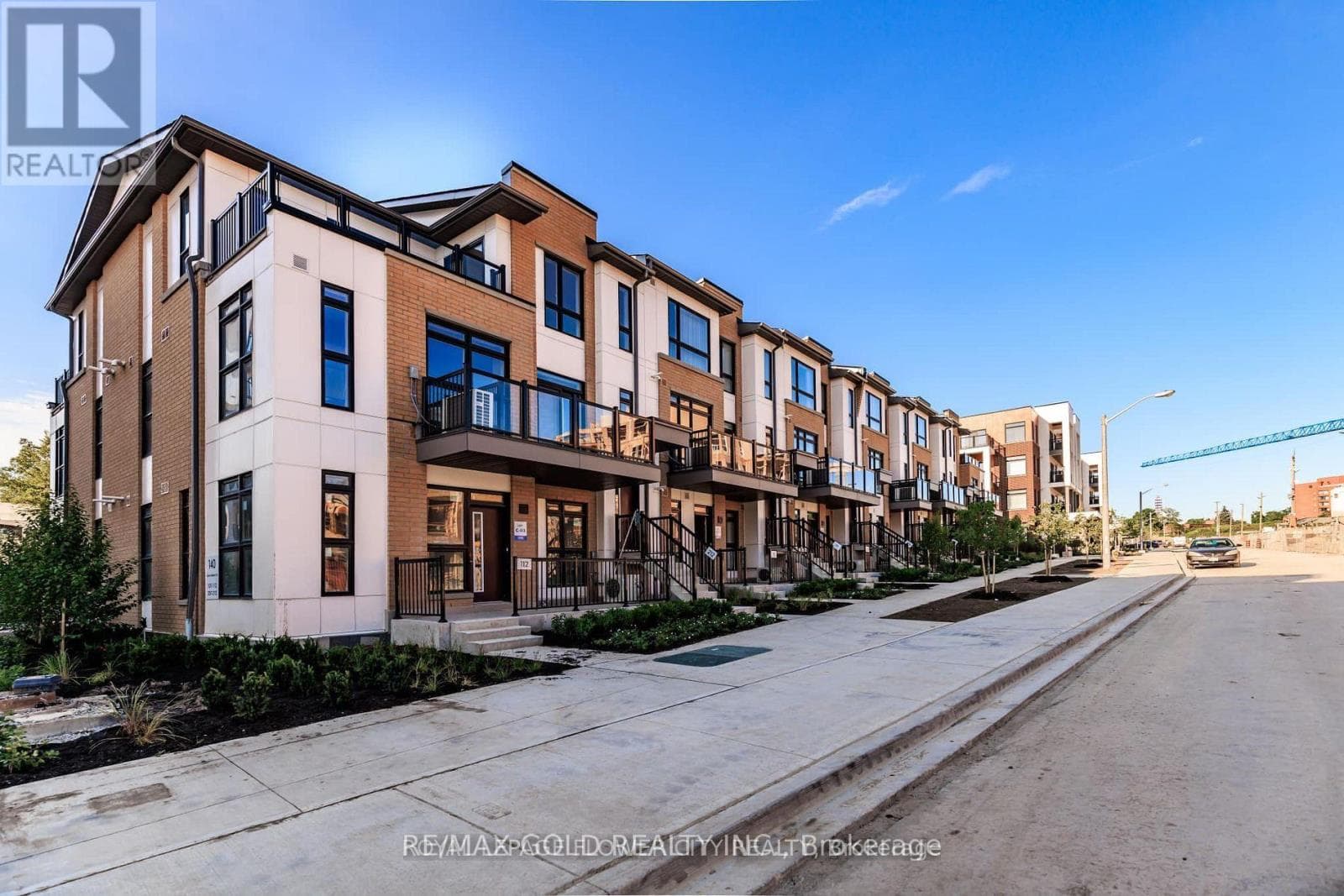 210 - 140 CANON JACKSON DRIVE in Beechborough-Greenbrook