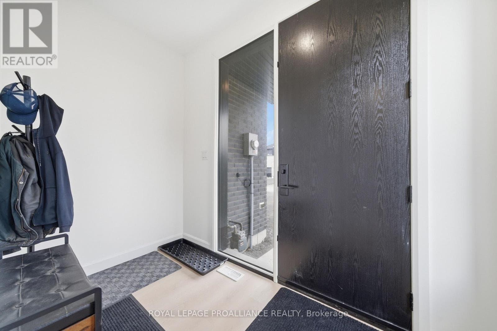 11 AMBROSIA WAY, Central Lakes — photo 5