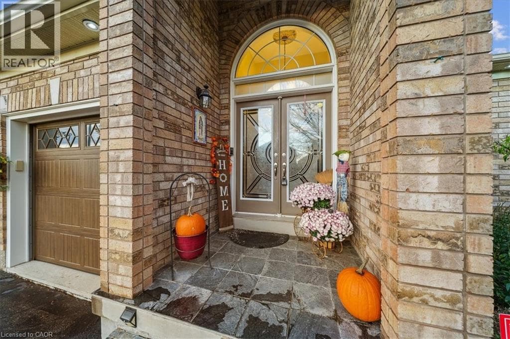52 MISTYCREEK CRESCENT, Cornerstone — photo 2
