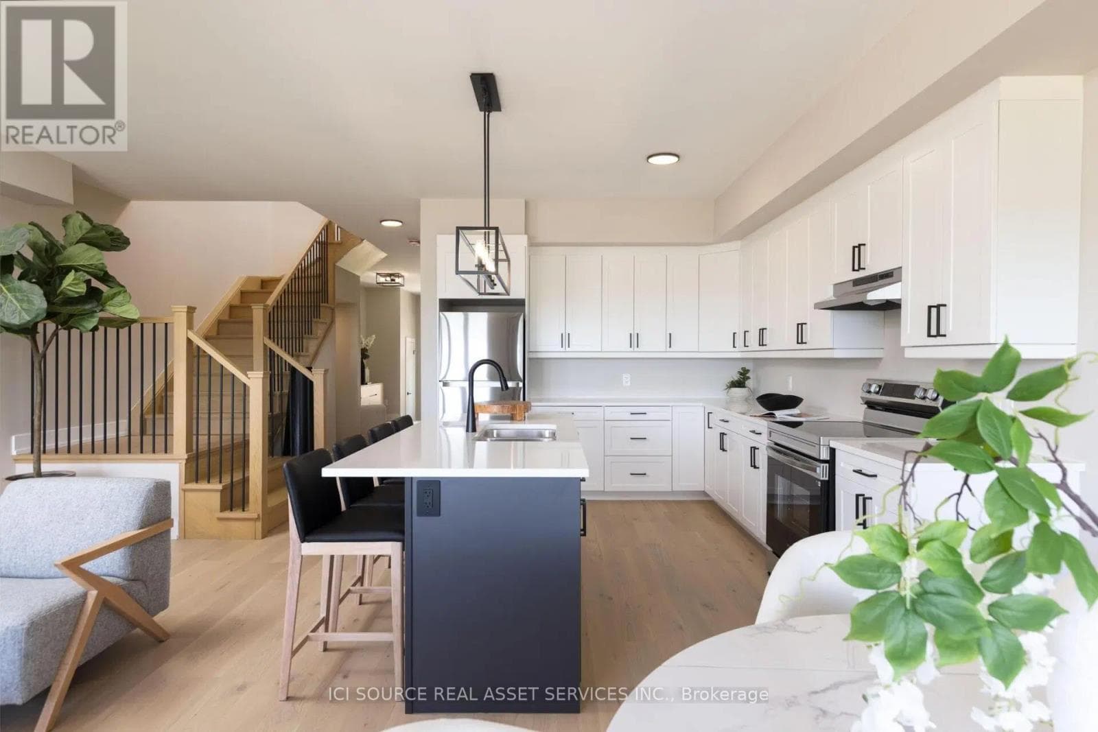4061-2 FRACCHIONI DRIVE, Toronto — photo 5