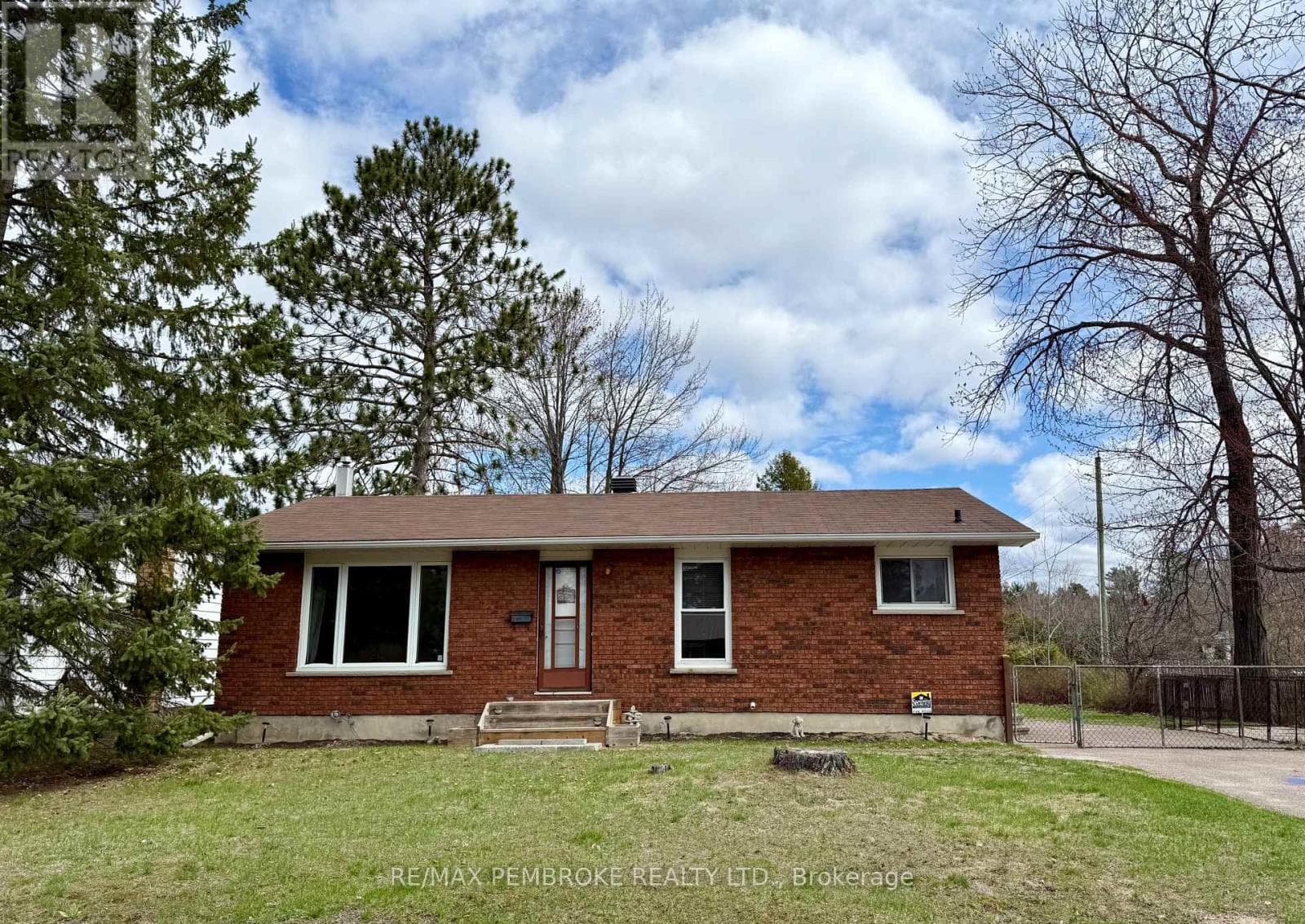 114 HEMLOCK STREET in 