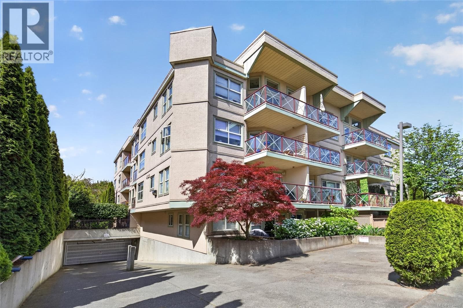 108 2560 Wark St, Victoria — photo 3