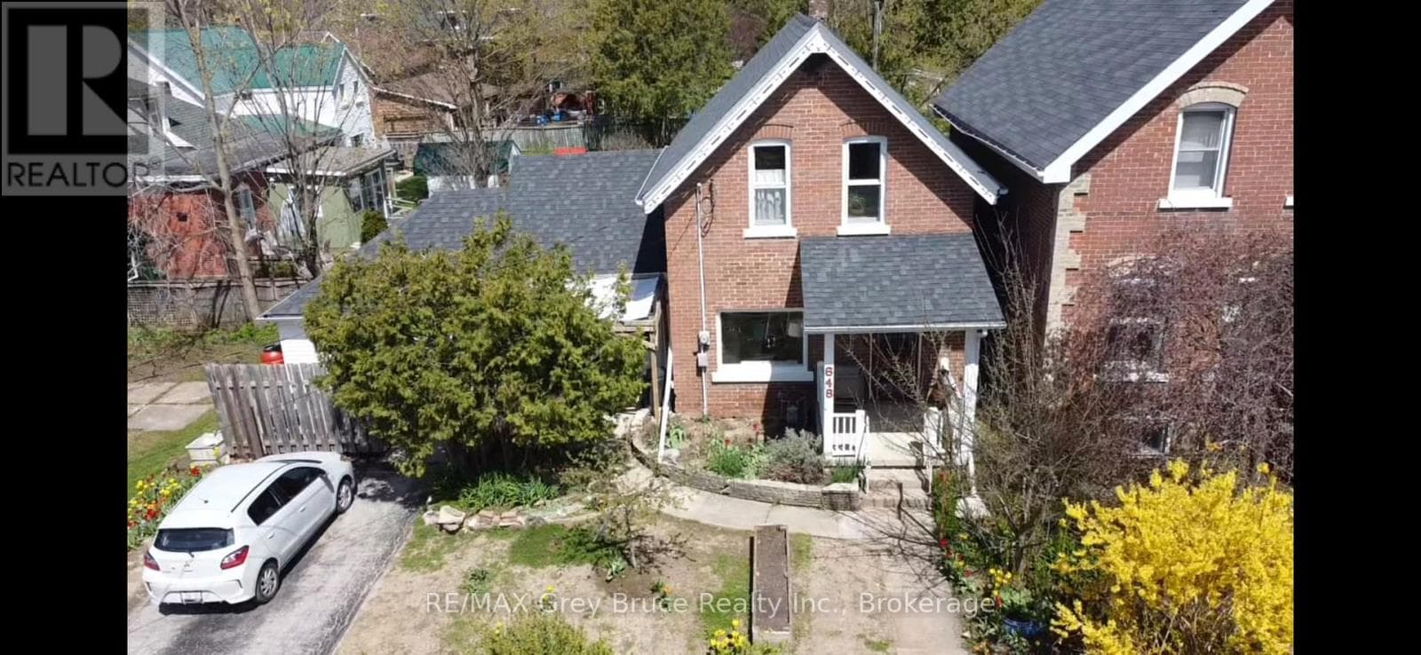 648 9TH STREET E, OnePoint — photo 3