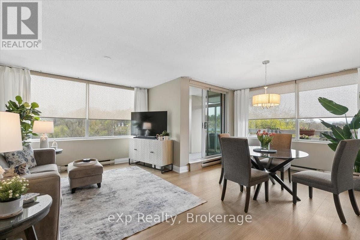 403 - 39 STAVEBANK ROAD N, OnePoint — photo 5