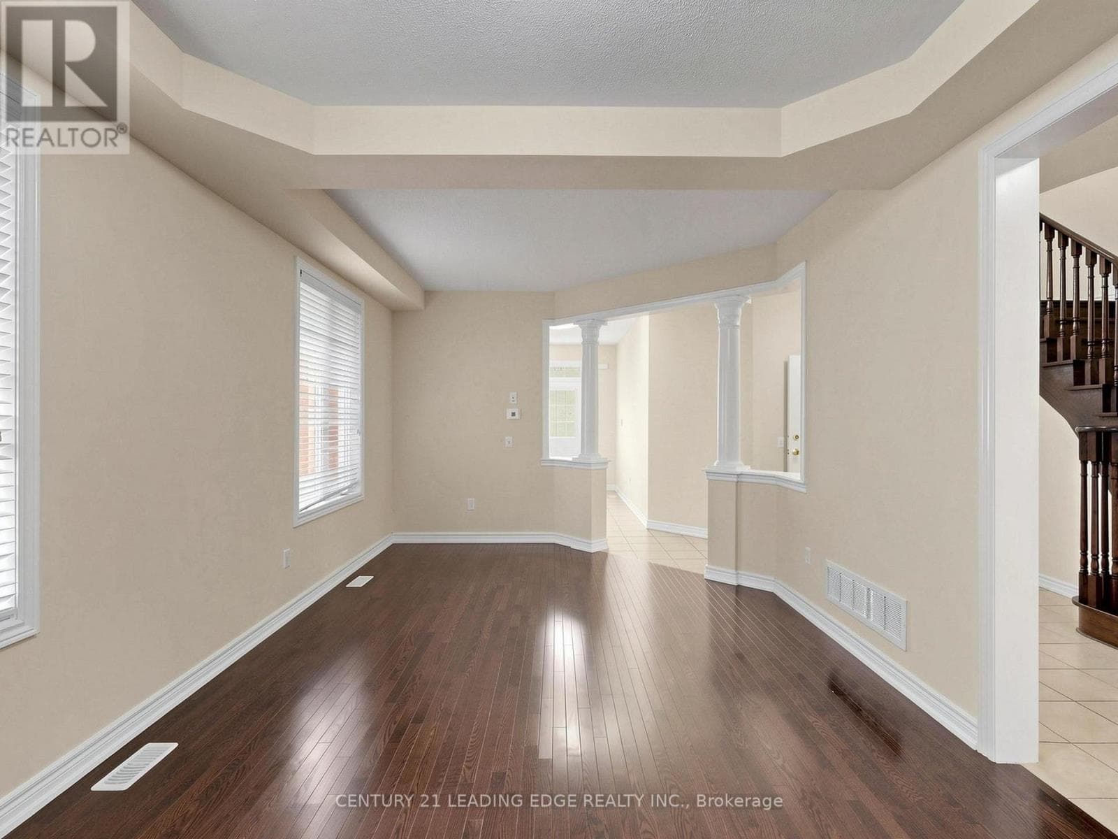 51 DRUMMONDVILLE DRIVE, Toronto — photo 5