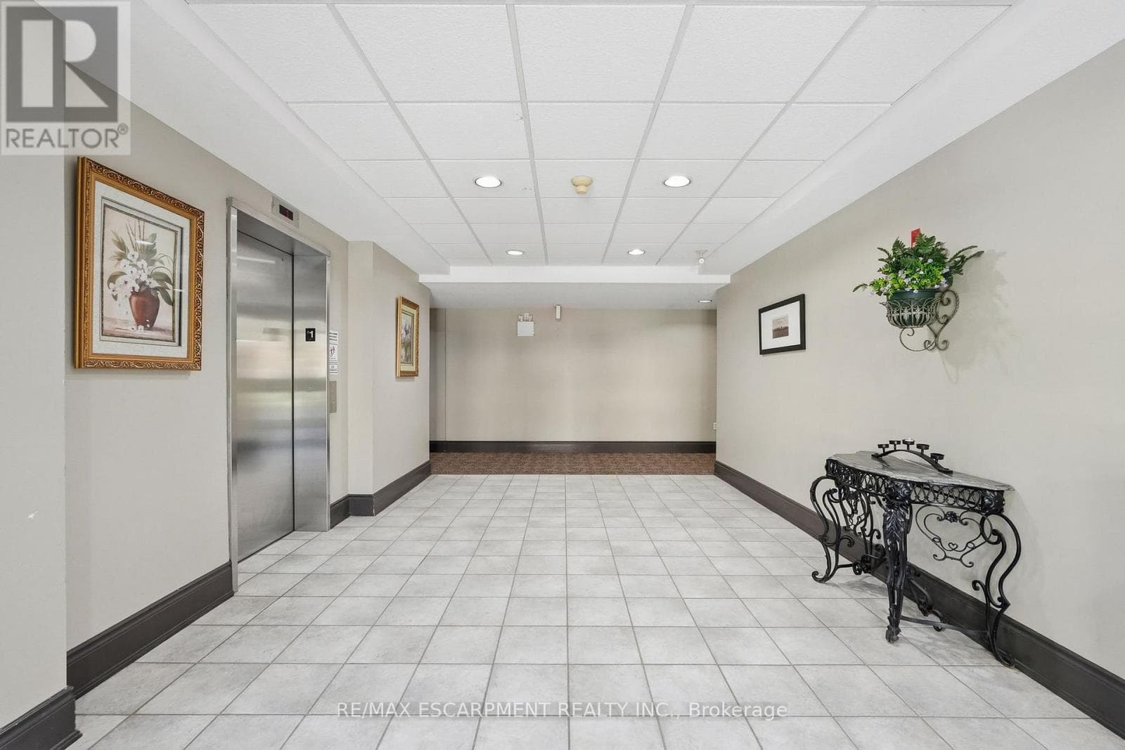 4006 KILMER Drive Unit# 407, Toronto — photo 4