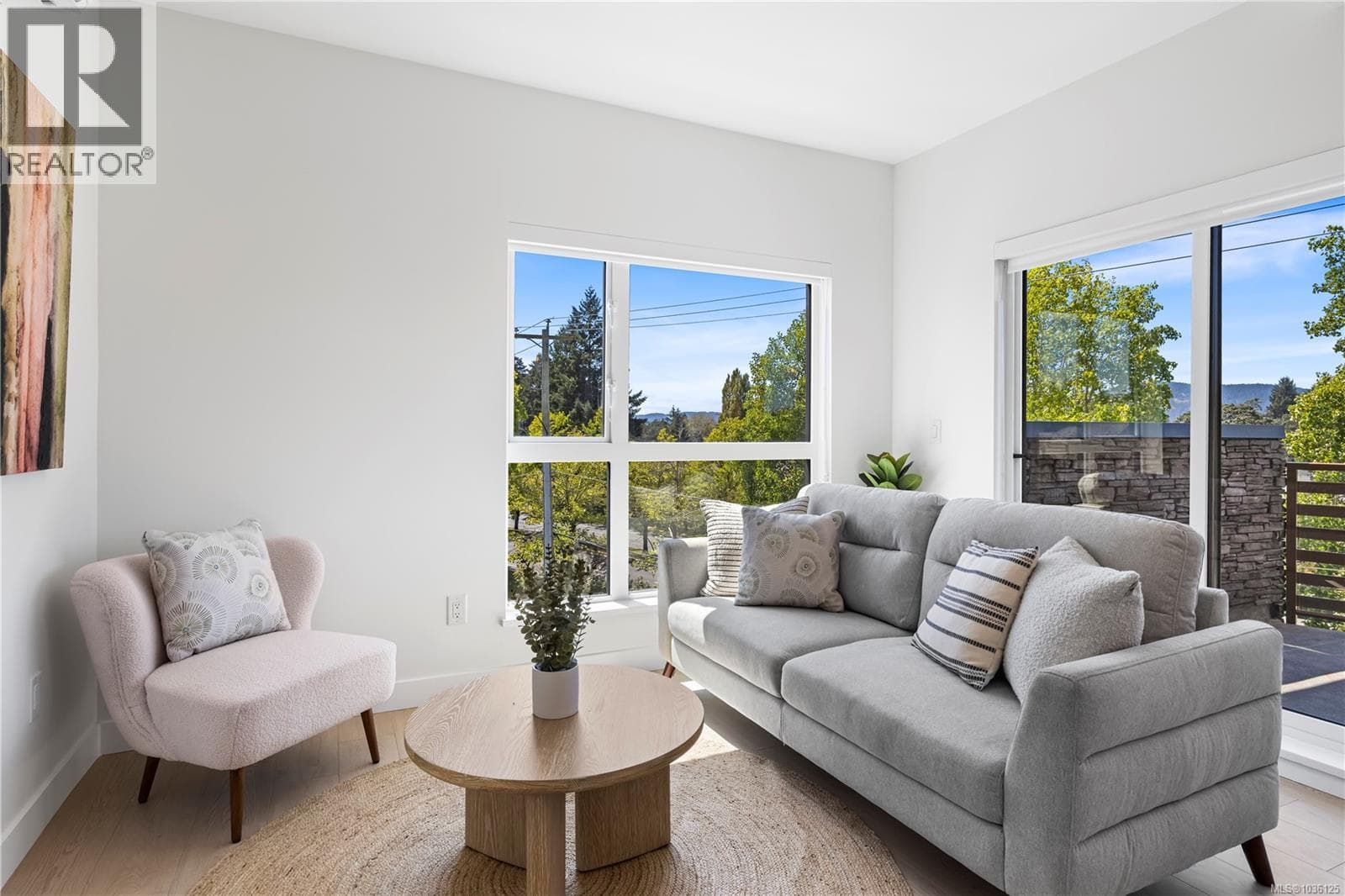 504 2629 Millstream Rd, Victoria — photo 4