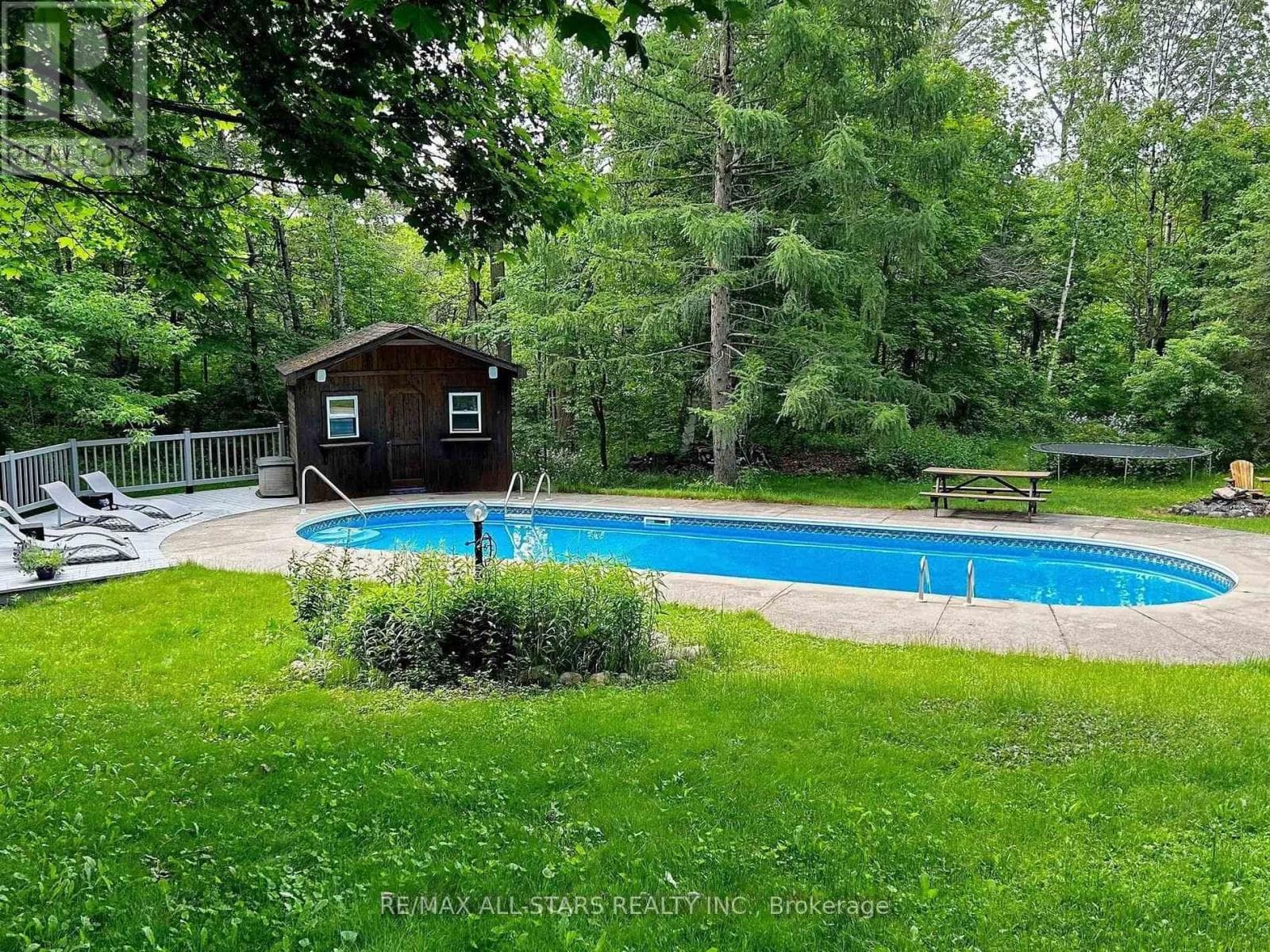 2580 LAKERIDGE ROAD, Toronto — photo 3