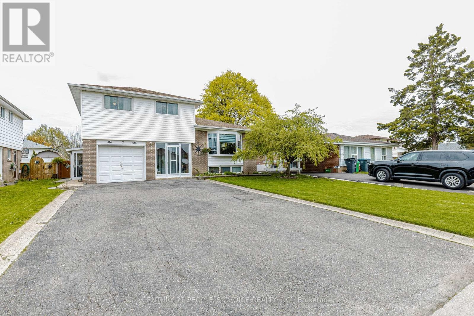 7 PLEASELEY ROAD, Toronto — photo 2