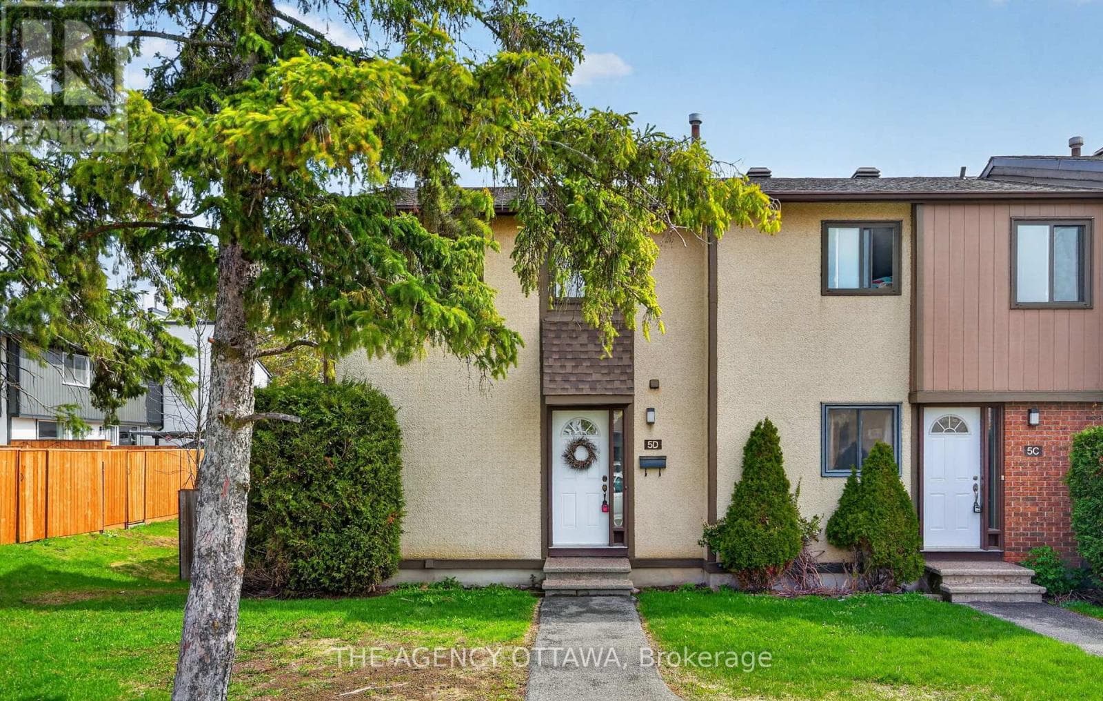 D - 5 VANESSA TERRACE, Ottawa — photo 2