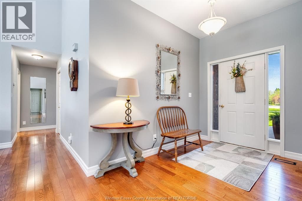 621 County Rd 20, Windsor — photo 3