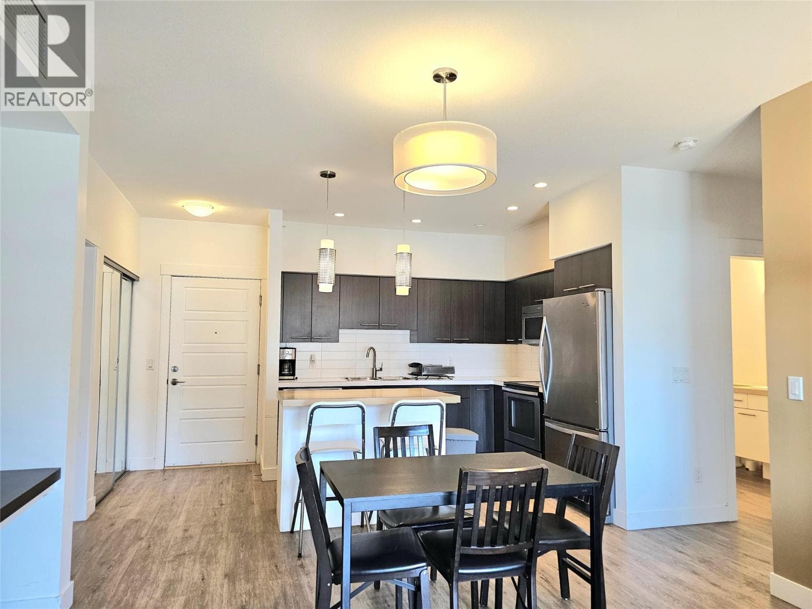 985 Academy Way Unit# 310, Interior REALTORS® — photo 3