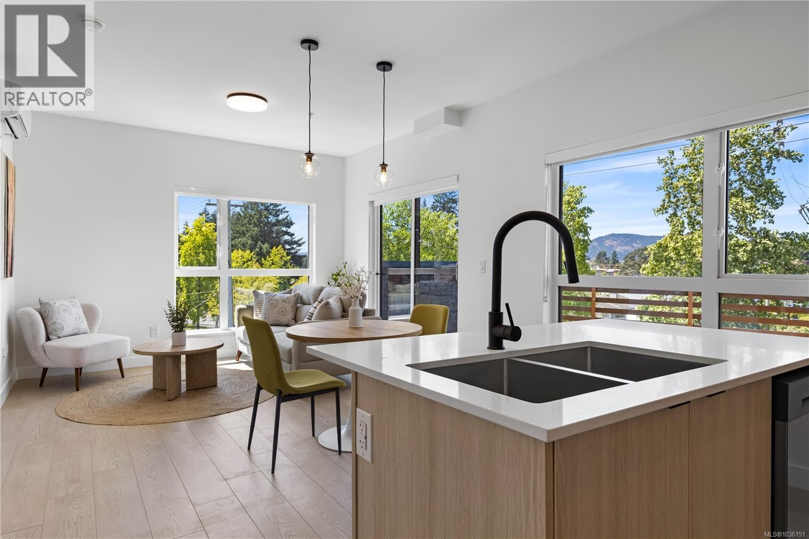 421 2629 Millstream Rd, Victoria — photo 5