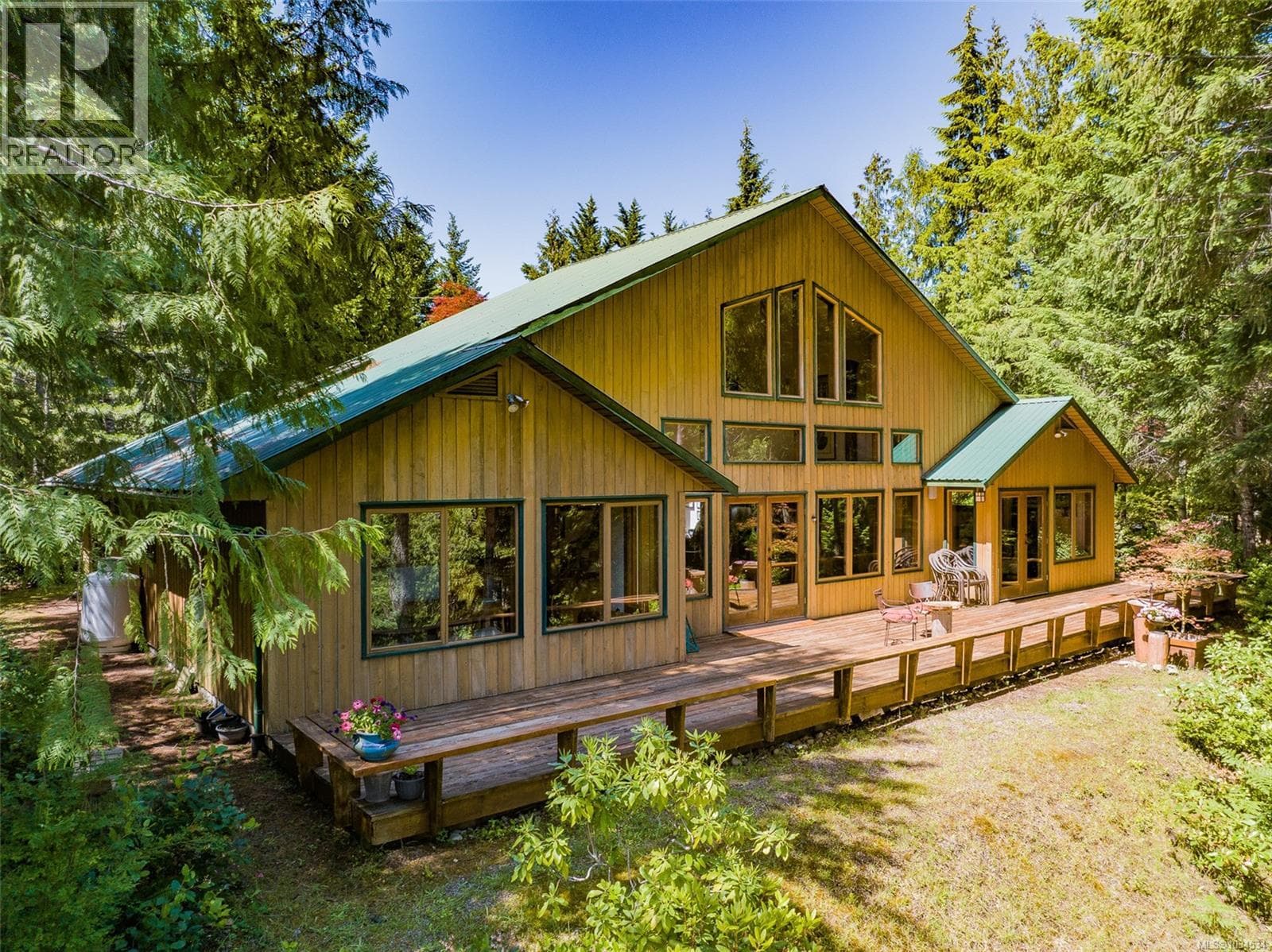 1055 Spider Lake Rd in 