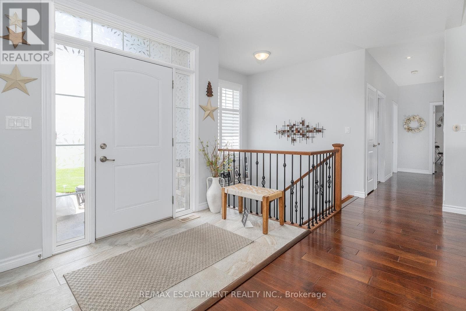 6 MACNEIL COURT, Toronto — photo 4