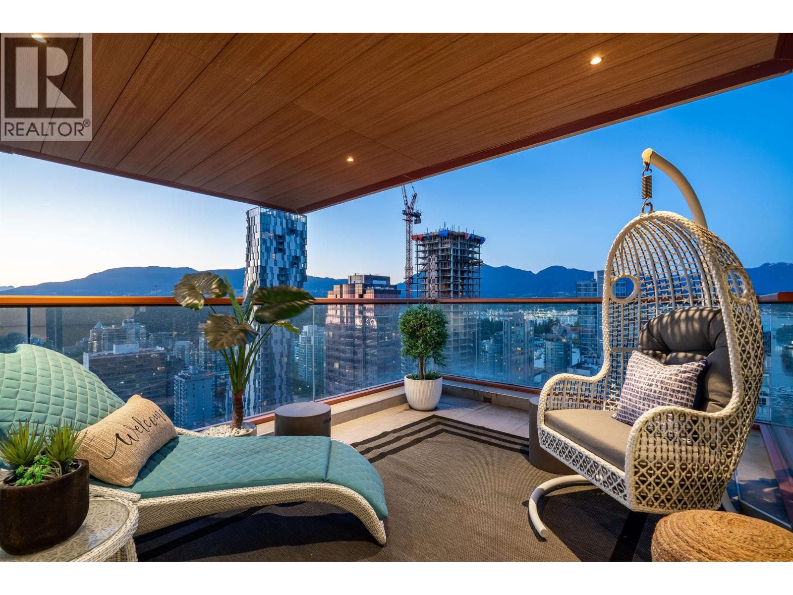 2901 1408 ROBSON STREET, Greater Vancouver — photo 2