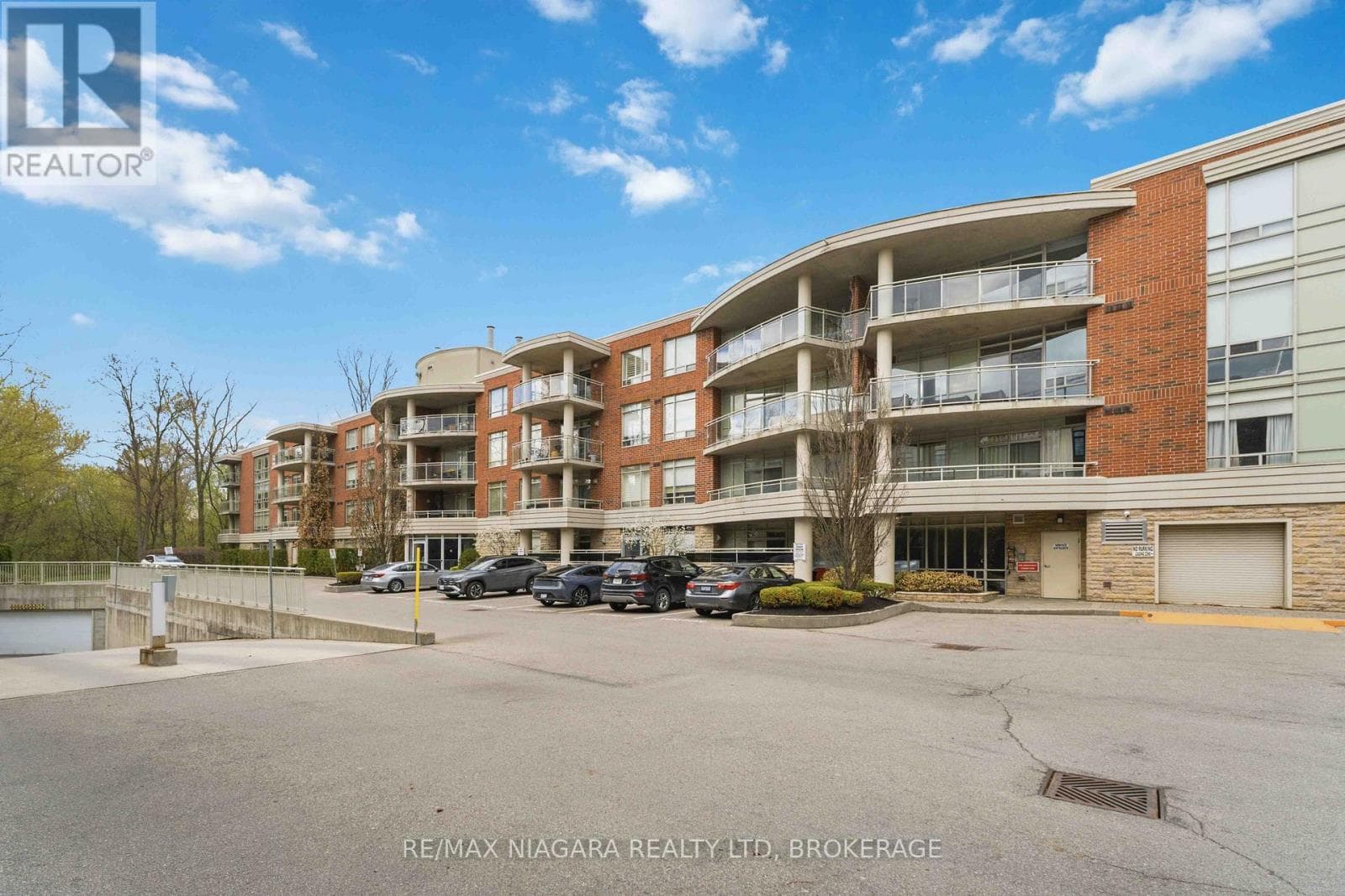 107 - 125 WILSON STREET W, Niagara — photo 2