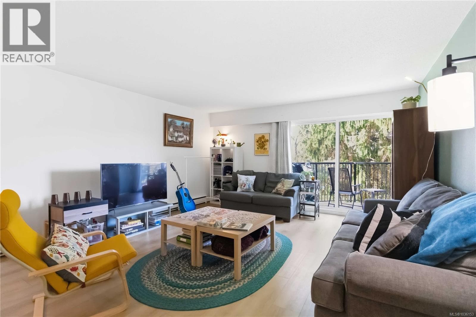 224 1870 McKenzie Ave, Victoria — photo 2