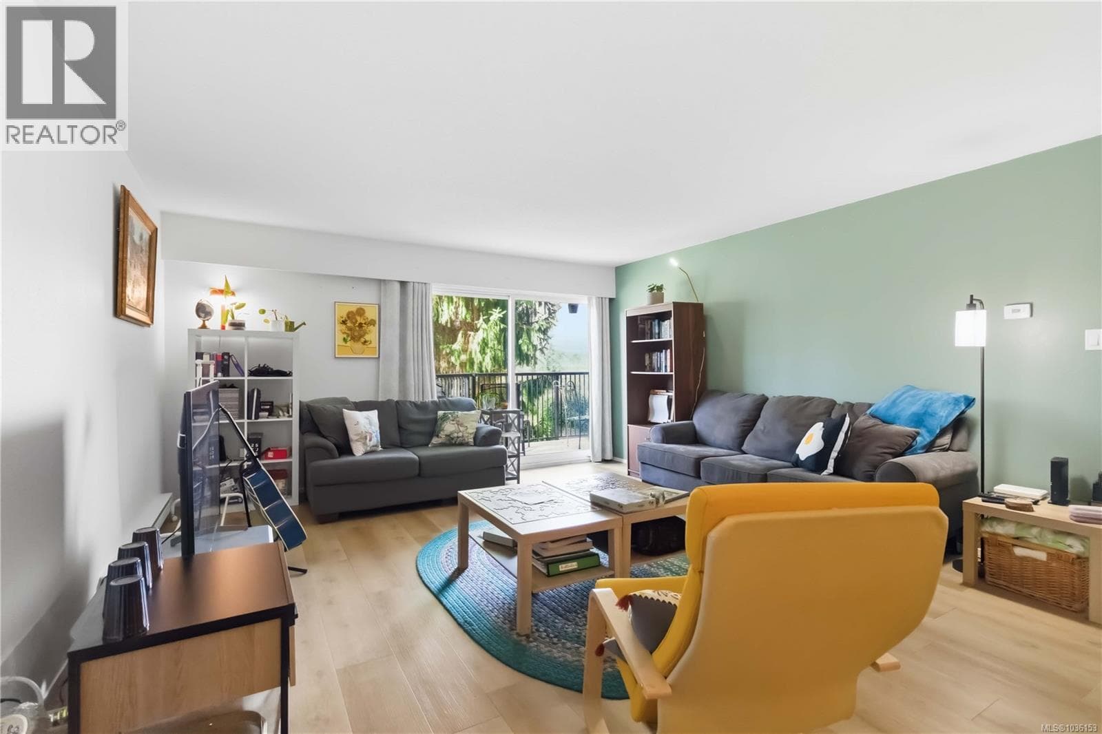 224 1870 McKenzie Ave, Victoria — photo 3